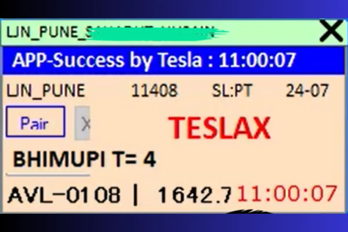 Real-time notification panel displaying booking success, SMS alerts, and confirmation status